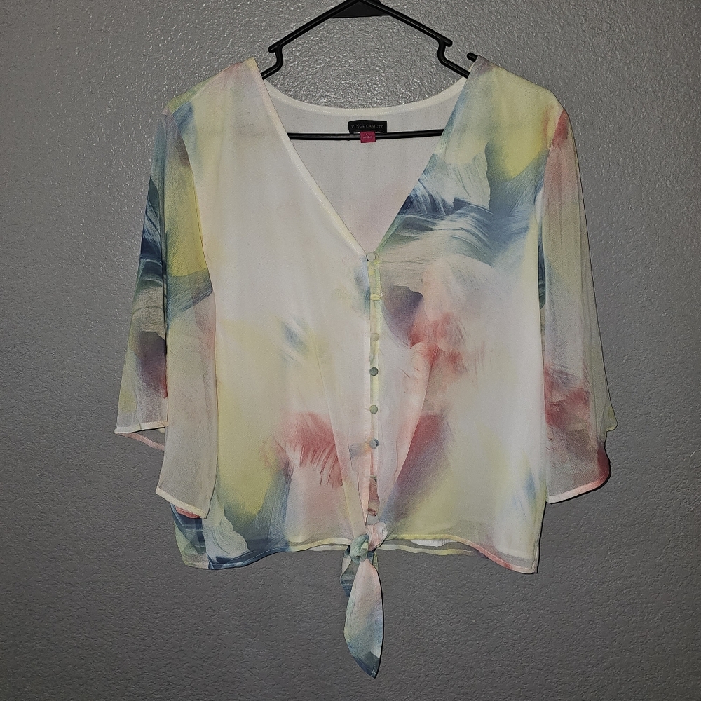 Vince Camuto floral flowy blouse